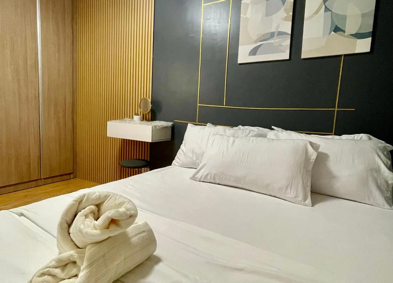 Ar10 & Ar11 1 Bed 1 Bath Near Airport Aparthotel Davao City
